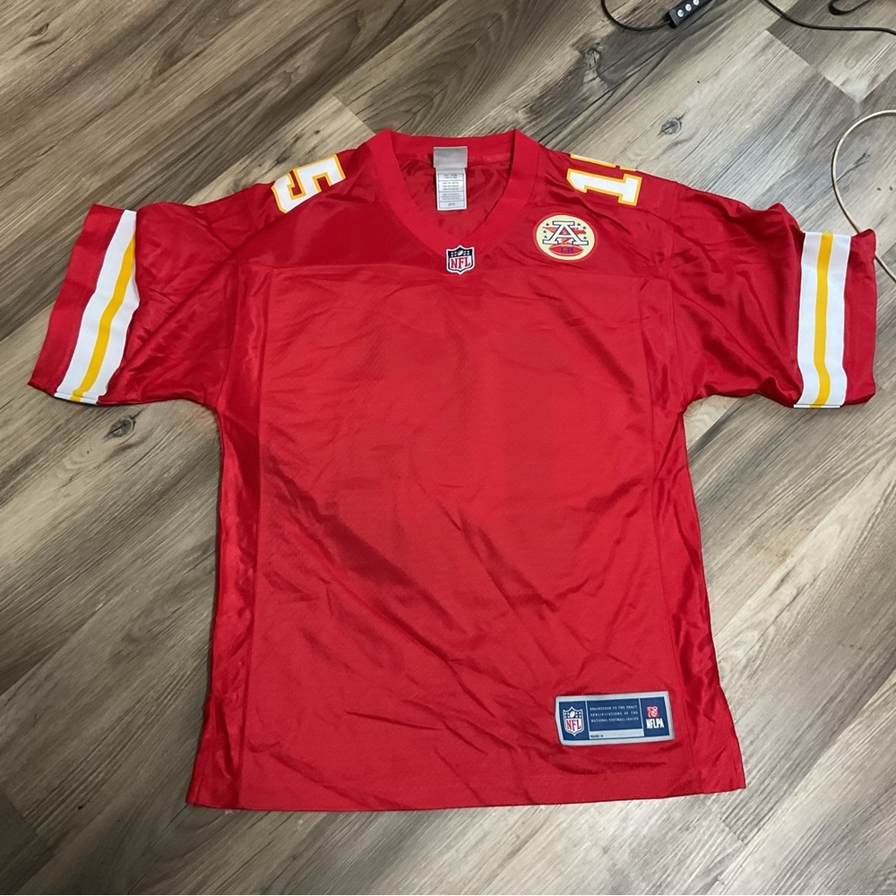 NFL MAHOMES RED FOOTBALL JERSEY SIZE S - Picture 4 of 10